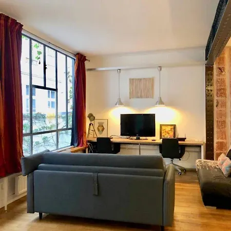 Bright And Airy In Moulin Rouge/montmartre Appartamento